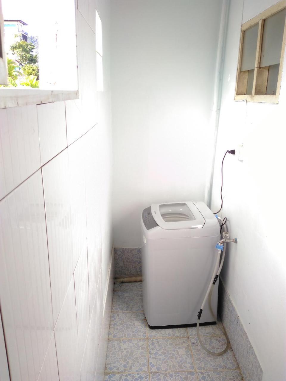 Studio With Aircon N Kitchen Bang Tao Beach  Esterno foto